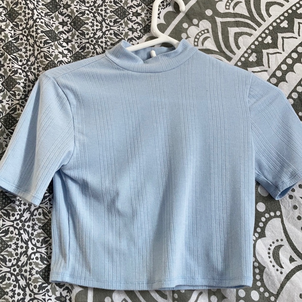 Forever 21 crop top